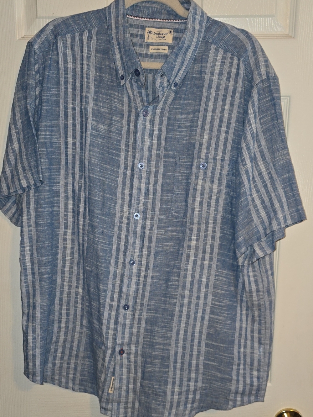 Weatherproof Men’s Blue & White Vertical-Stripe Button-Down Shirt